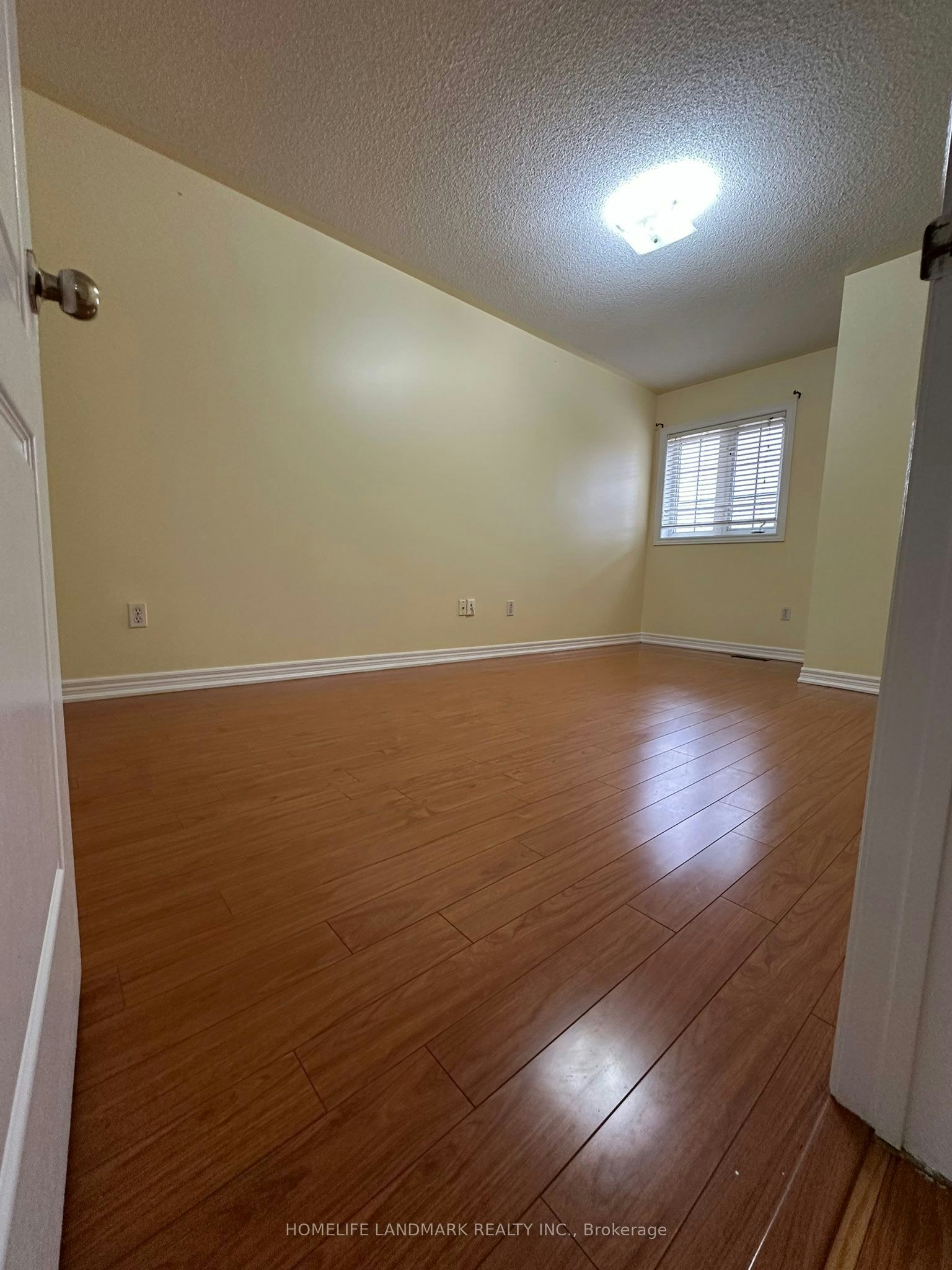 544 Matisse Place, Mississauga, ON, L5W 1M3 - 16