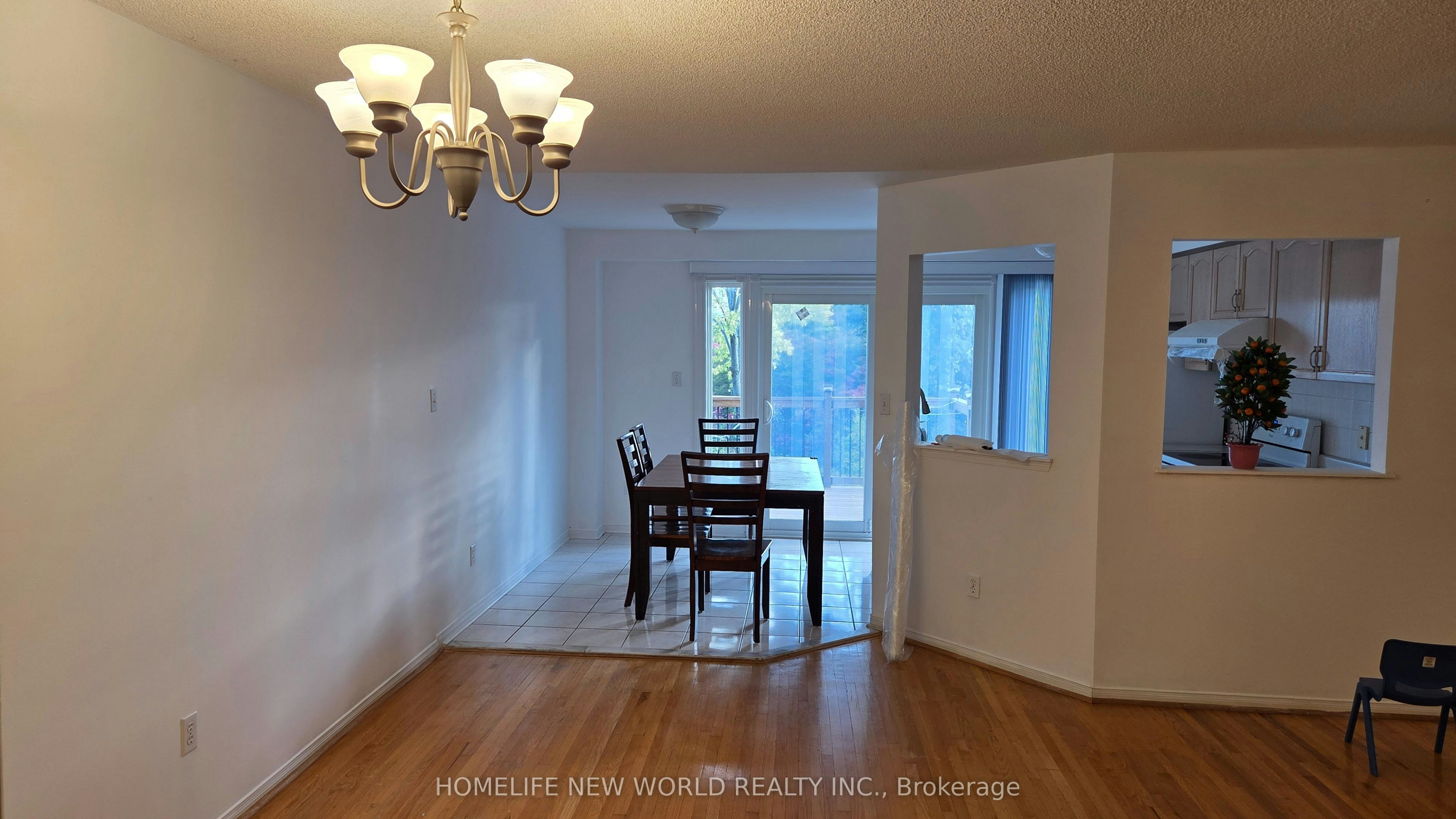5420 Fallingbrook Drive, Mississauga, ON, L5V 2H6 - 6