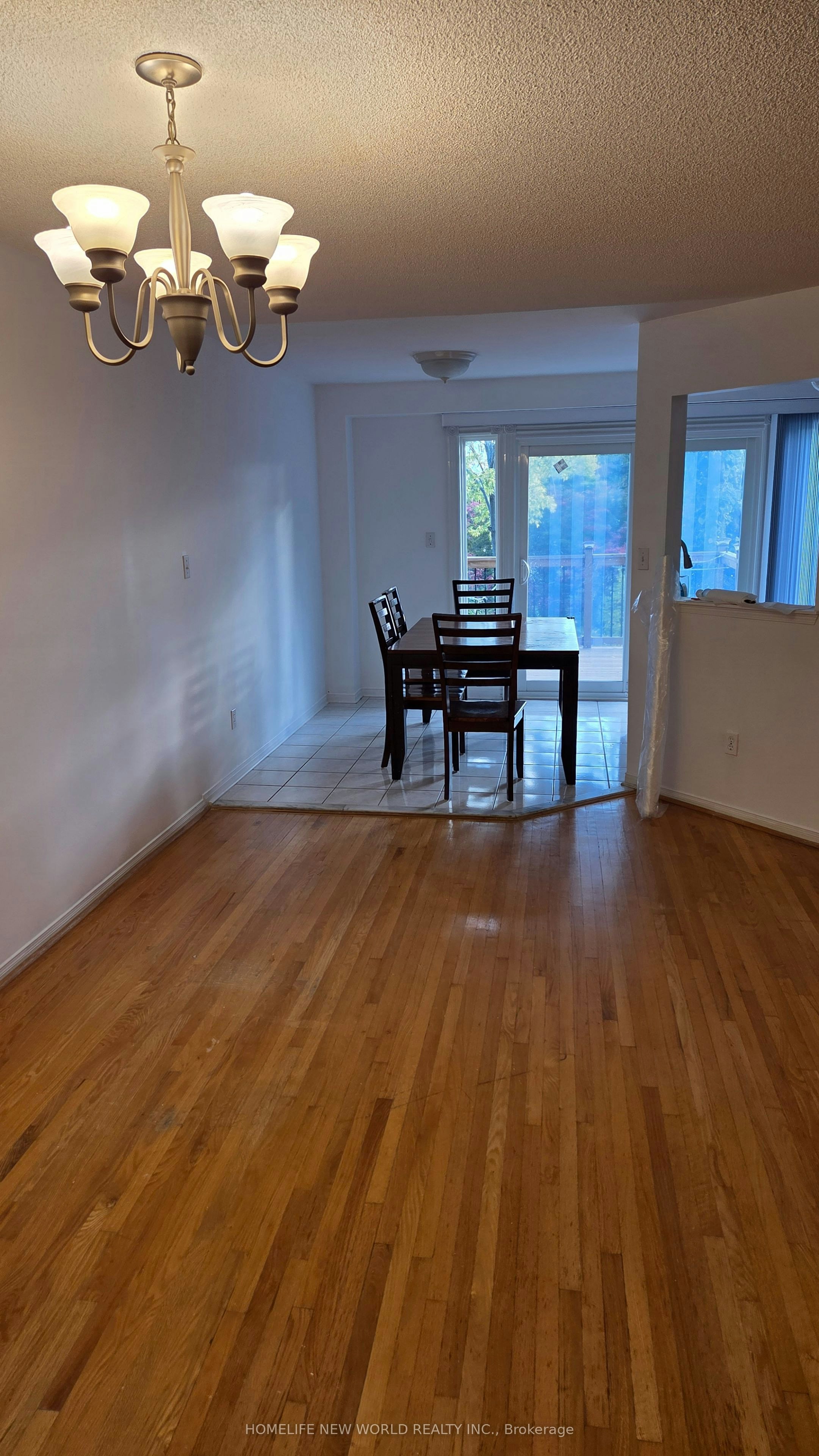 5420 Fallingbrook Drive, Mississauga, ON, L5V 2H6 - 5