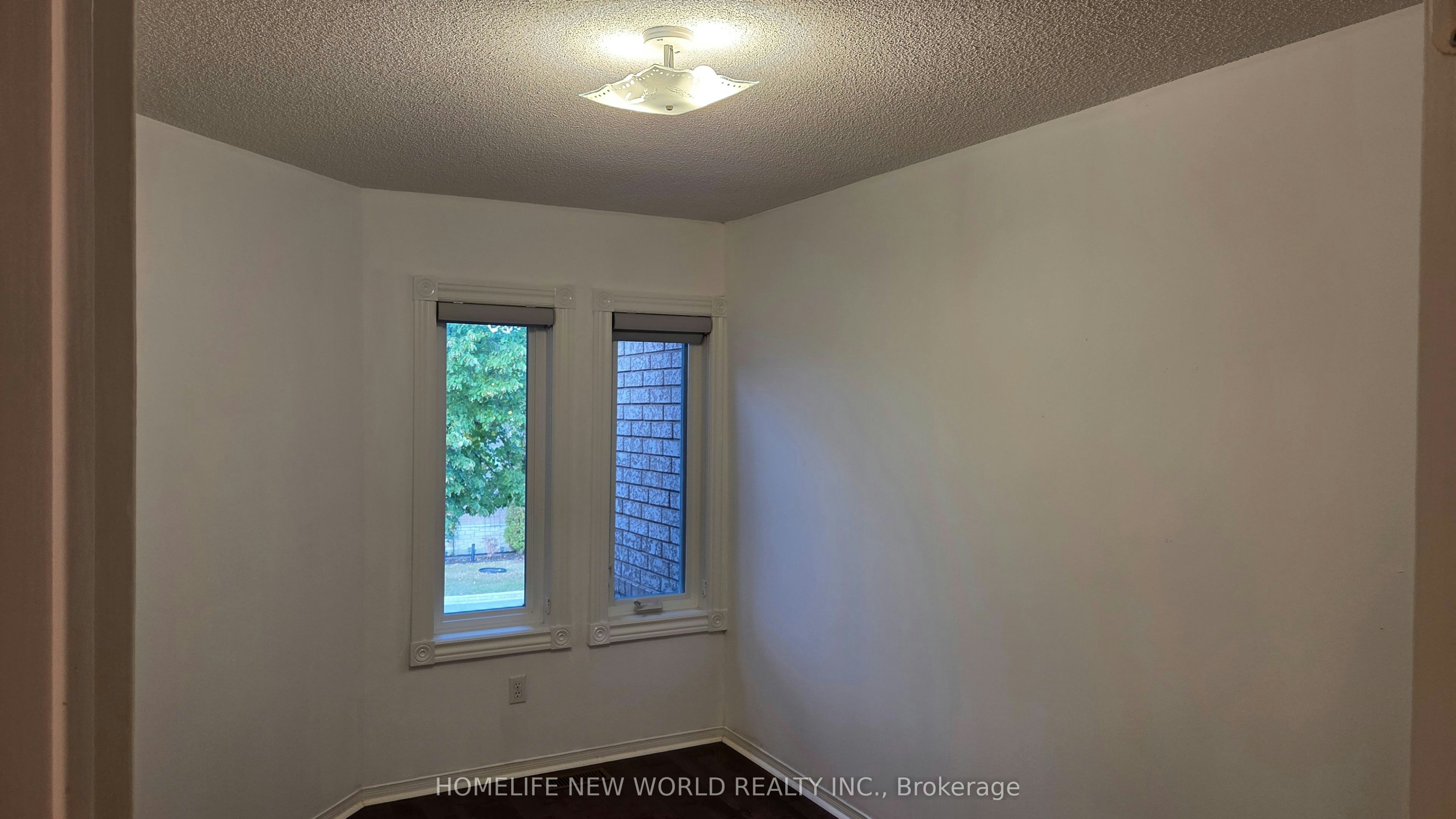 5420 Fallingbrook Drive, Mississauga, ON, L5V 2H6 - 11