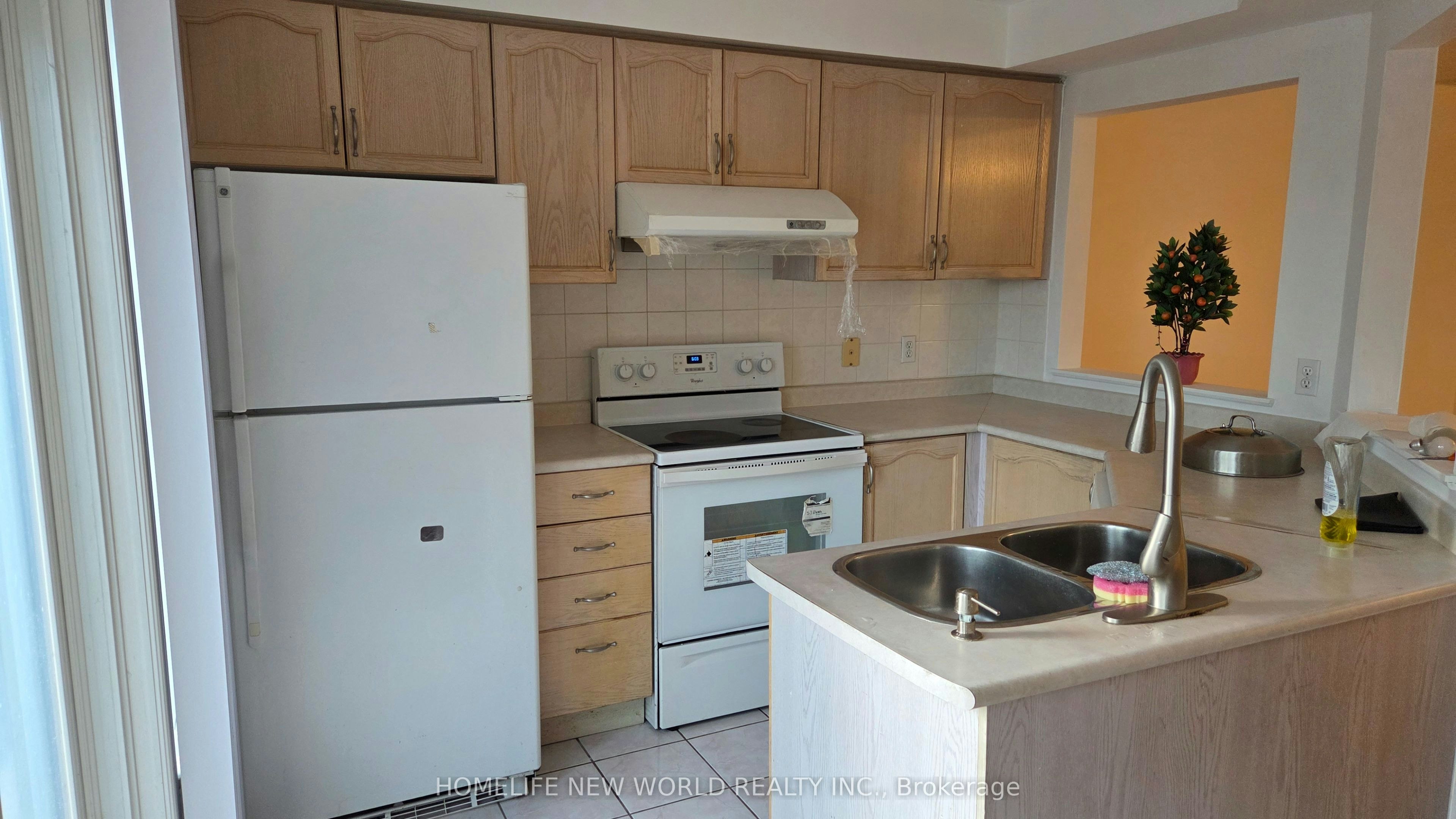 5420 Fallingbrook Drive, Mississauga, ON, L5V 2H6 - 8