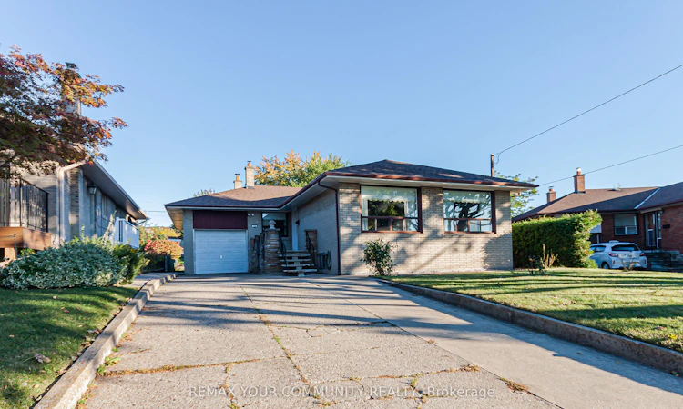 15 Valencia Crescent