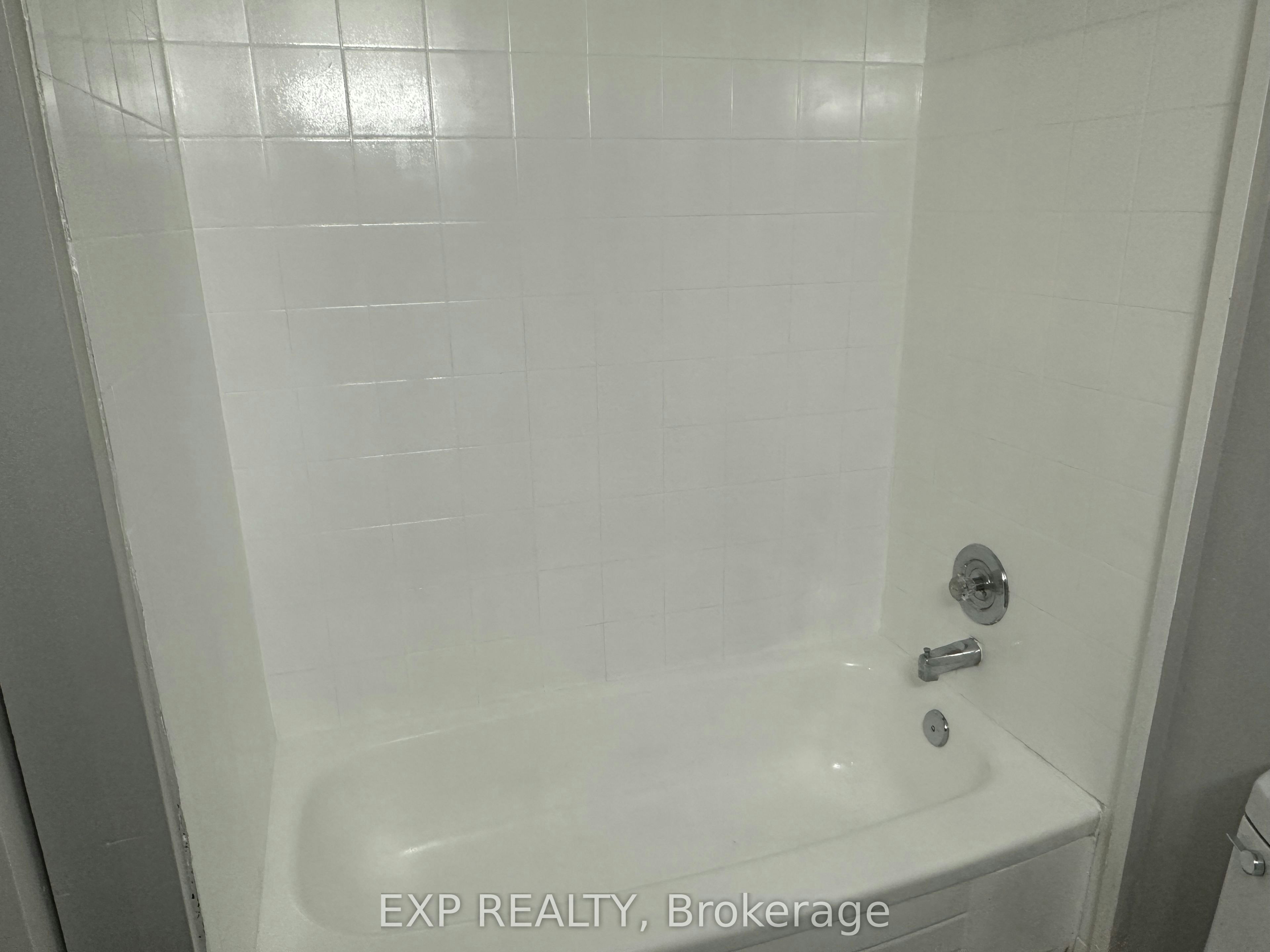2474-2480 Dundas Street W, Toronto, ON, M6P 1W9 - 45