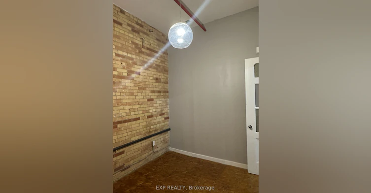 2474-2480 Dundas Street W, Toronto, ON, M6P 1W9 - 17