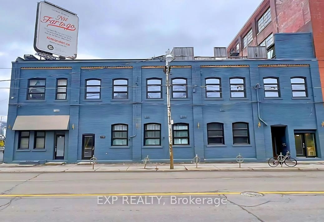 2474-2480 Dundas Street W, Toronto, ON, M6P 1W9