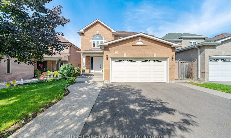 975 Mantle Crescent