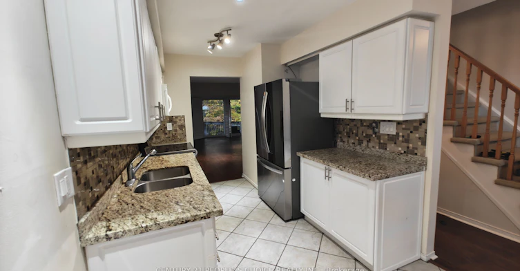 215-2110 Cleaver Avenue, Burlington, ON, L7M 3Z3 - 10