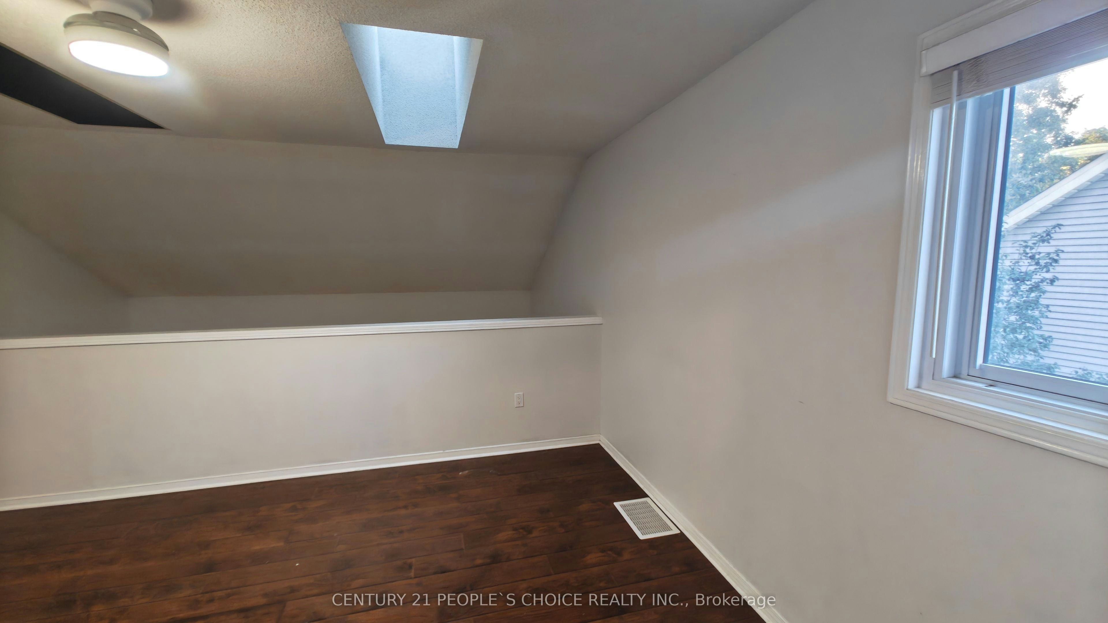 215-2110 Cleaver Avenue, Burlington, ON, L7M 3Z3 - 20