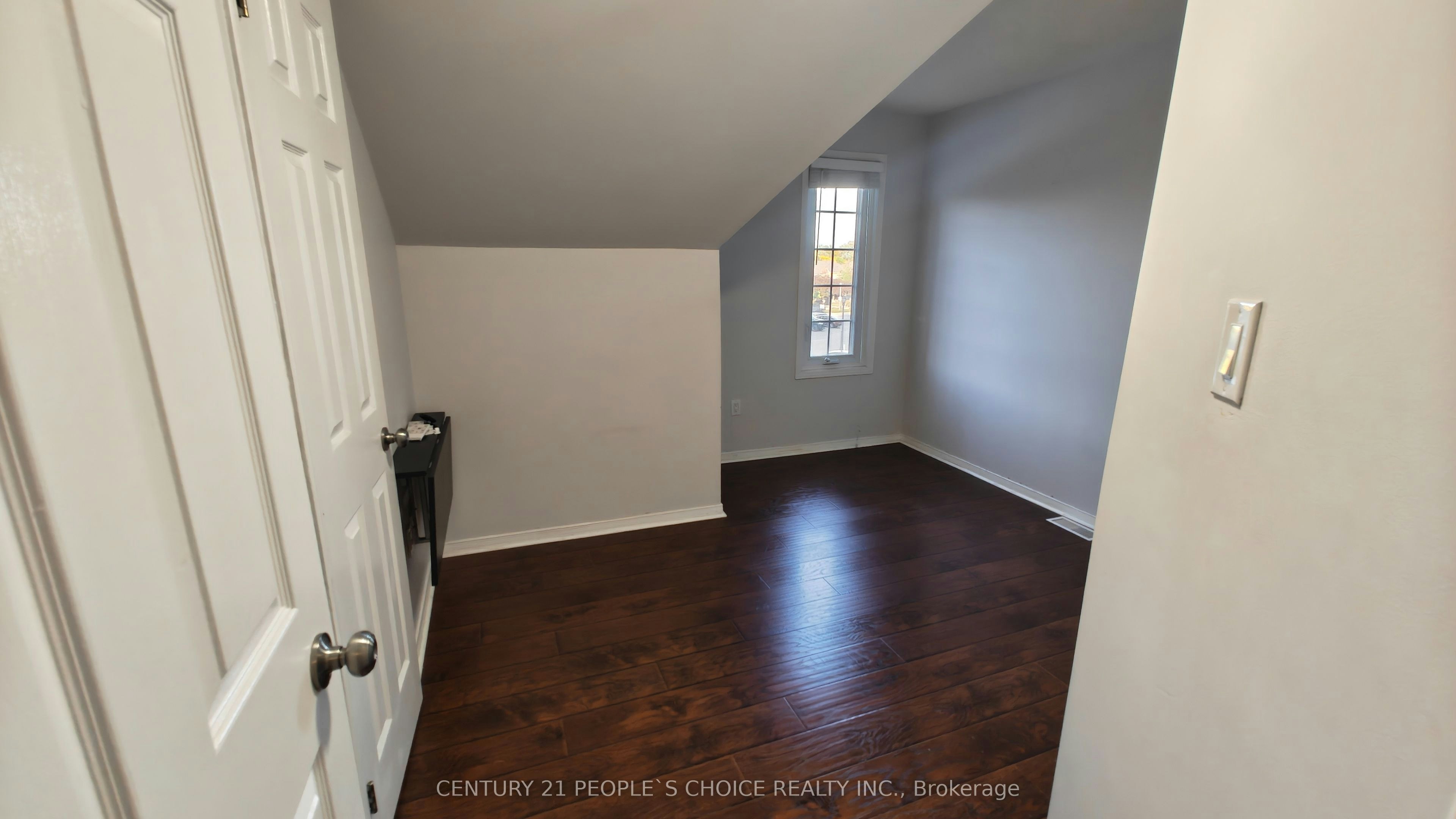 215-2110 Cleaver Avenue, Burlington, ON, L7M 3Z3 - 21