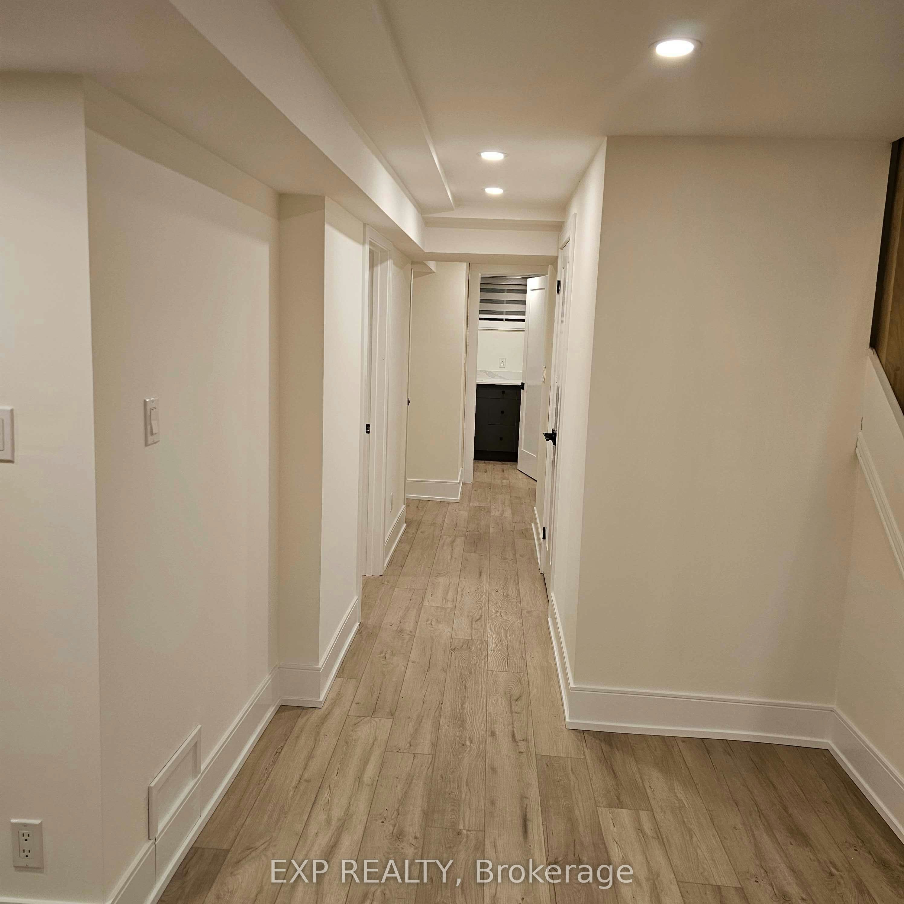5552 Bourget Drive, Mississauga, ON, L5R 3A3 - 3