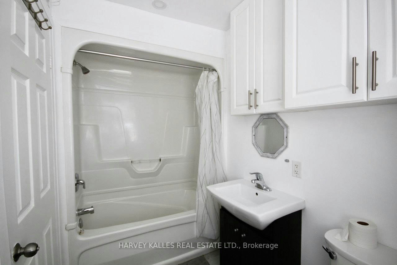 4-58 Rosemount Avenue, Toronto, ON, M9N 3B3 - 14