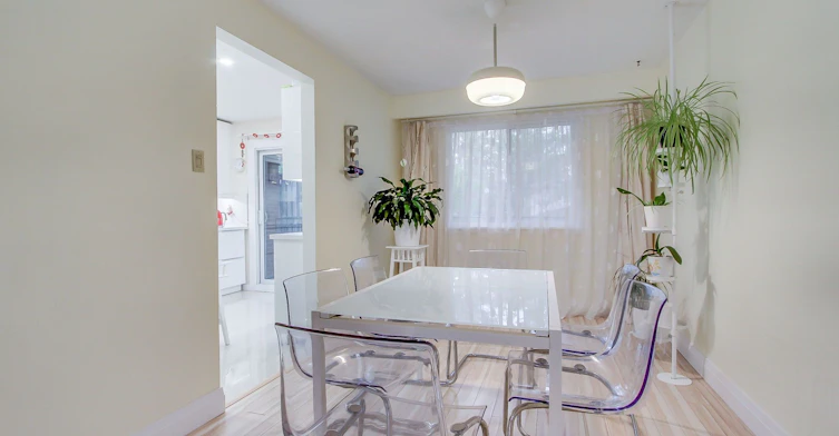 31 Silver Shadow Path, Toronto, ON, M9C 4Y2 - 10