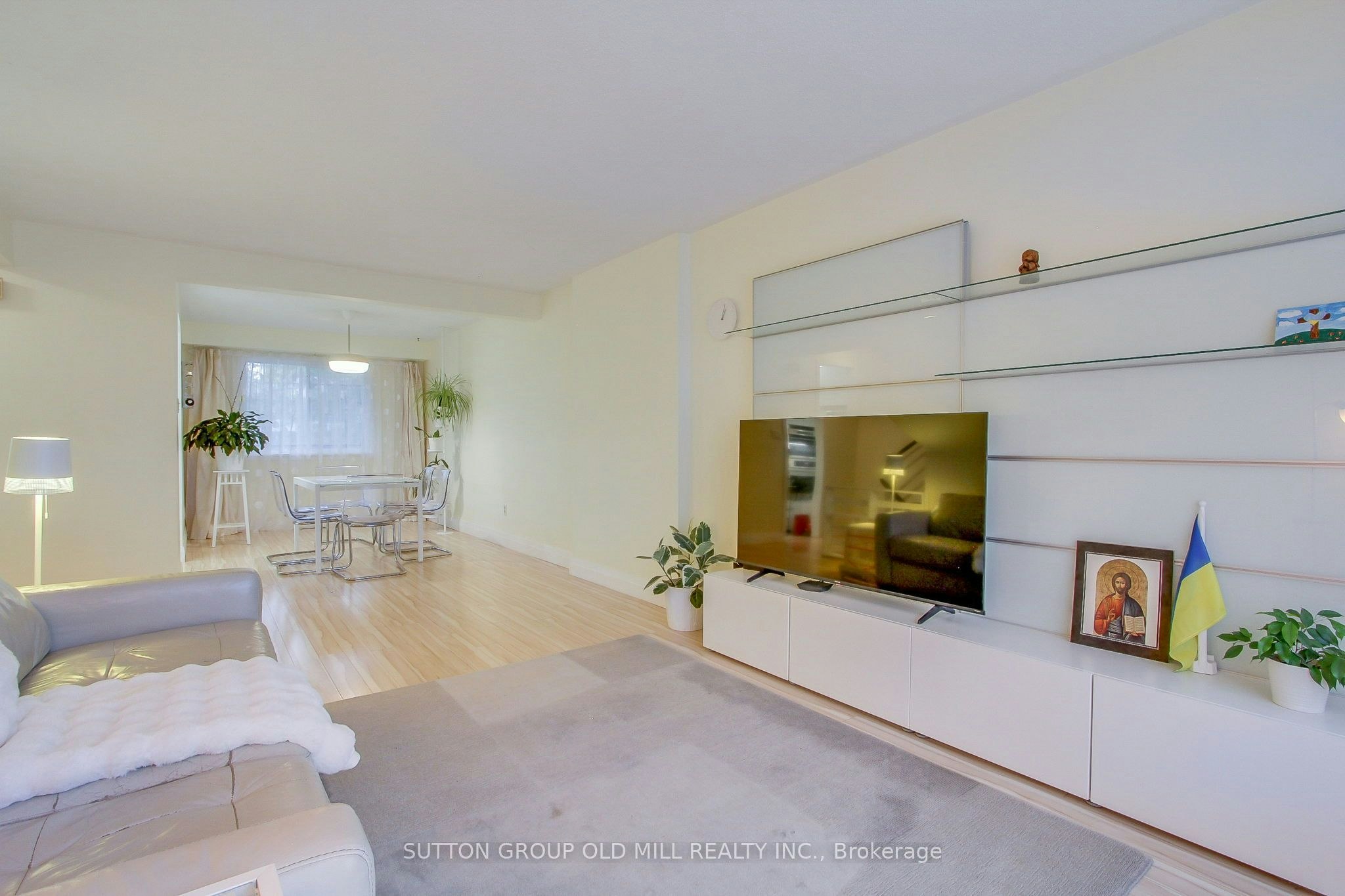 31 Silver Shadow Path, Toronto, ON, M9C 4Y2 - 8