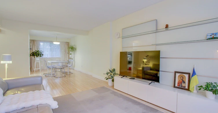 31 Silver Shadow Path, Toronto, ON, M9C 4Y2 - 8