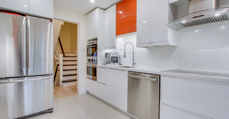 31 Silver Shadow Path, Toronto, ON, M9C 4Y2 - 19