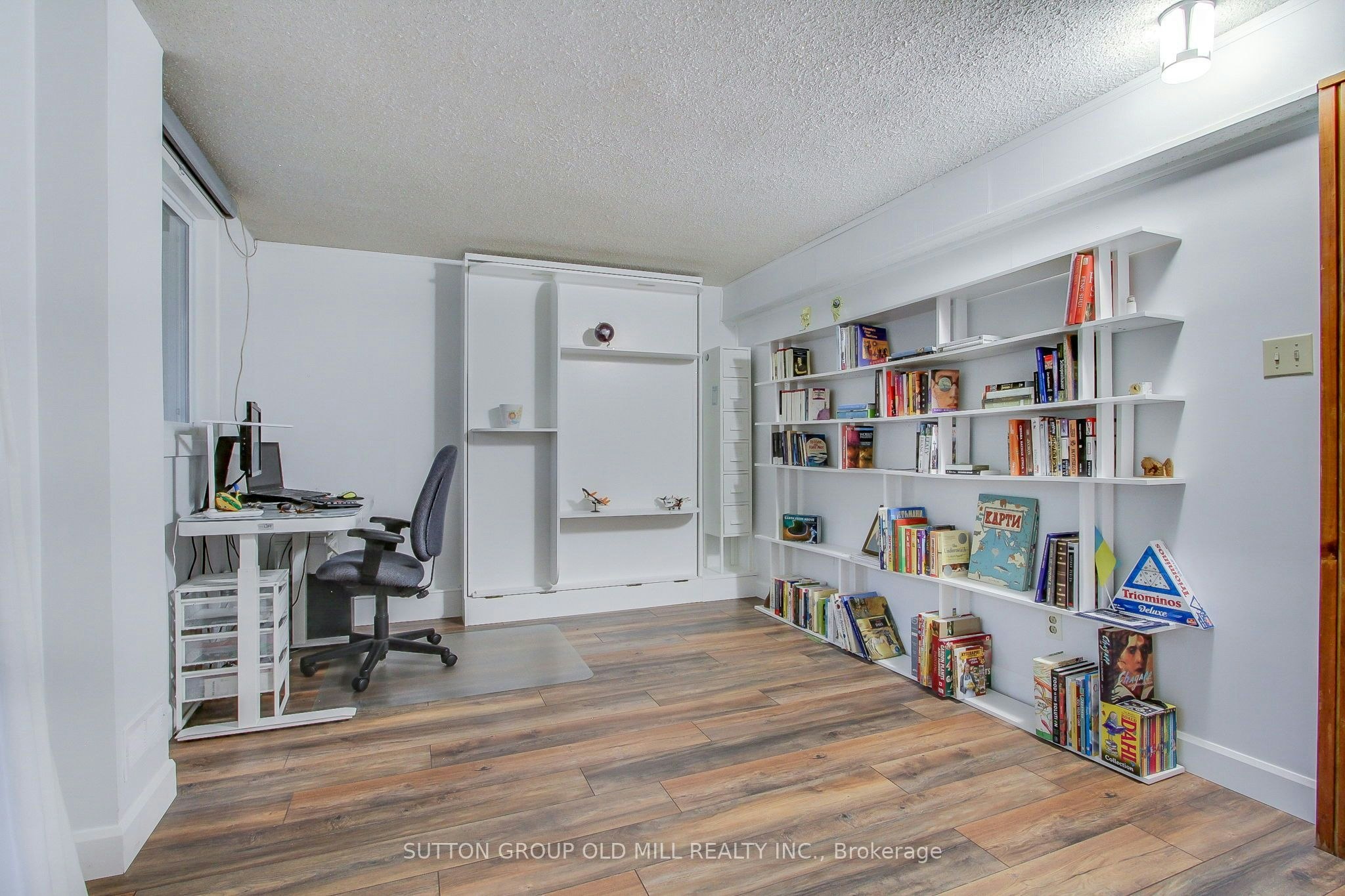 31 Silver Shadow Path, Toronto, ON, M9C 4Y2 - 33