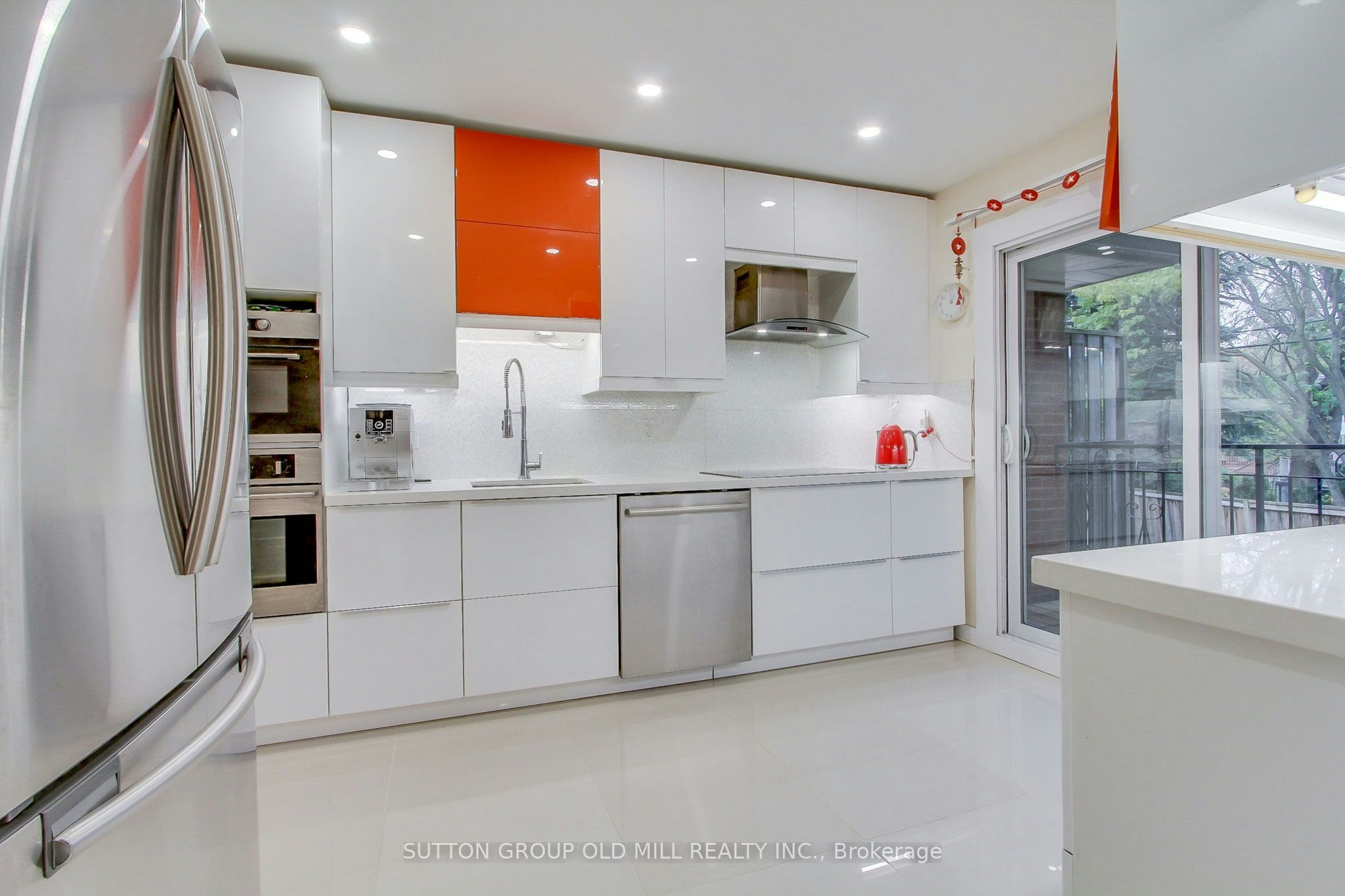 31 Silver Shadow Path, Toronto, ON, M9C 4Y2 - 14