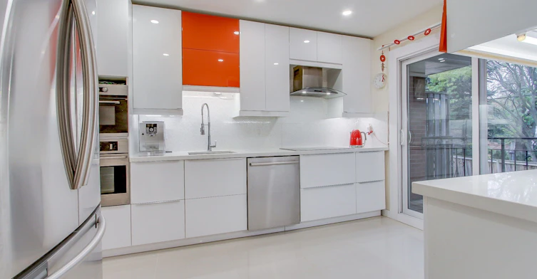 31 Silver Shadow Path, Toronto, ON, M9C 4Y2 - 14