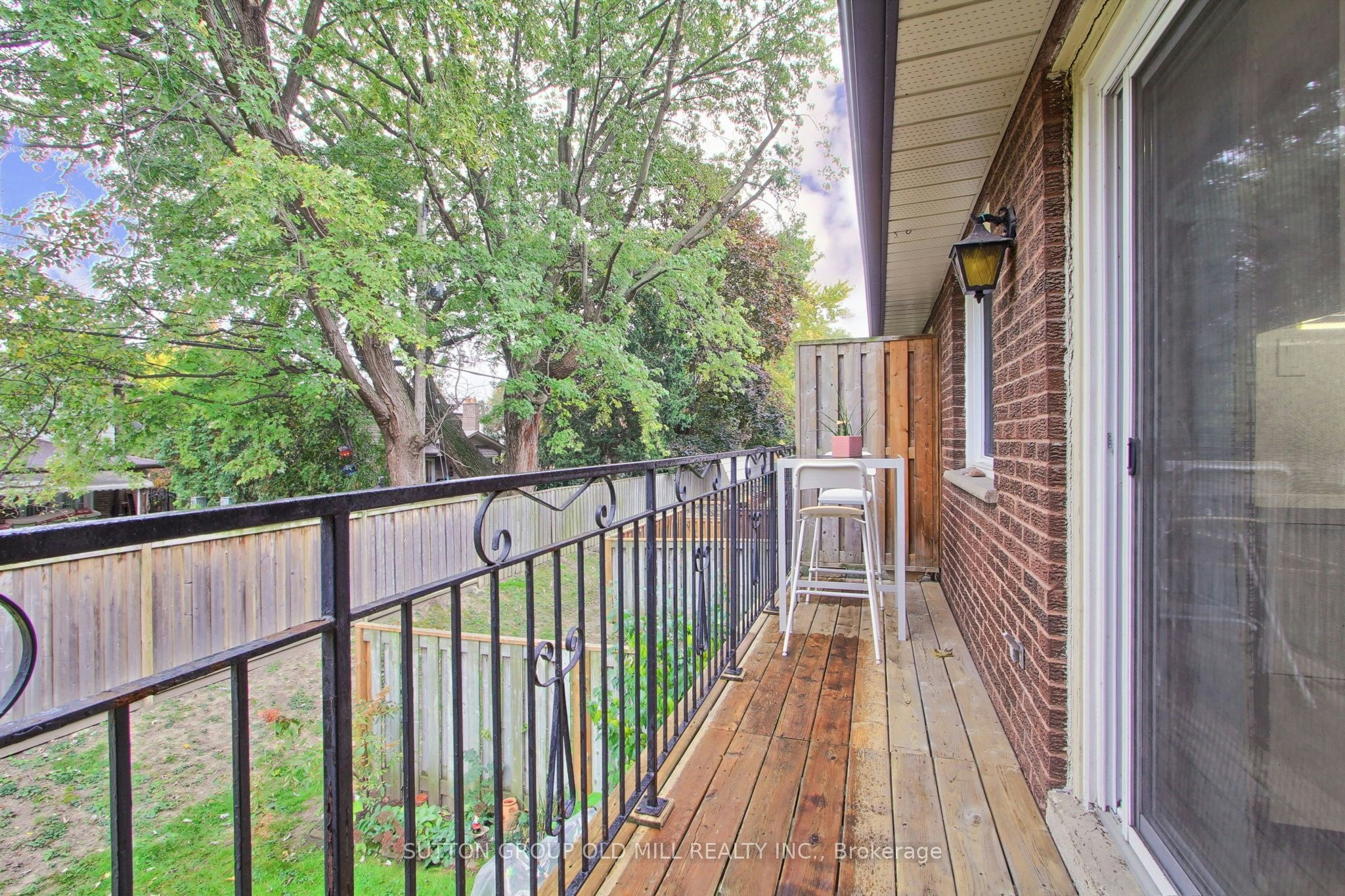 31 Silver Shadow Path, Toronto, ON, M9C 4Y2 - 38