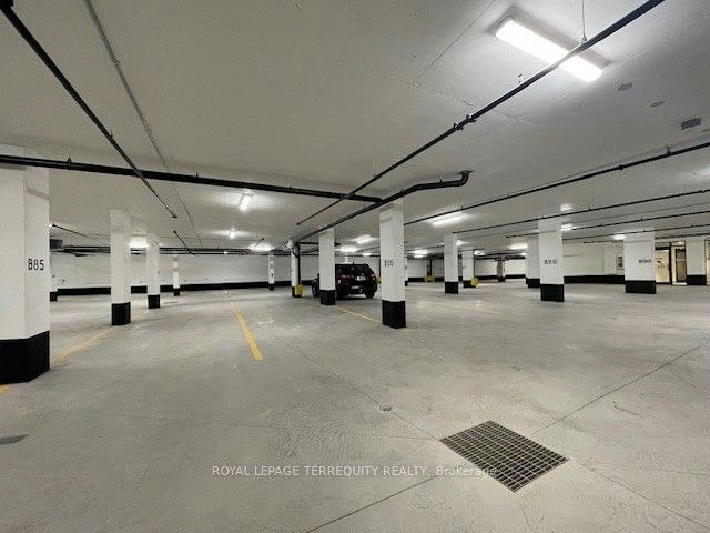 702-3008 William Cutmore Boulevard, Oakville, ON, L6H 7G1 - 48