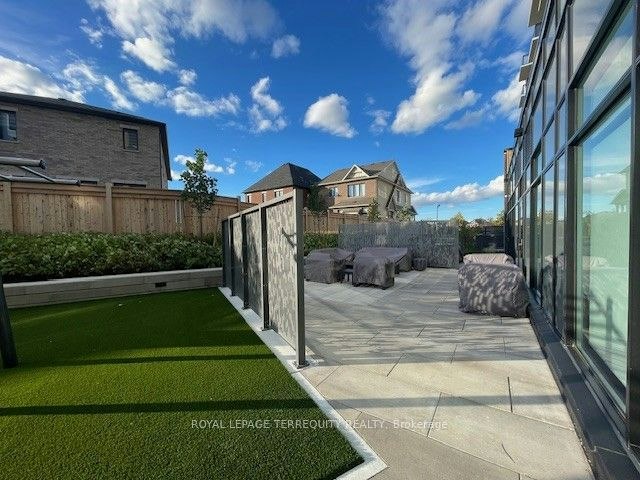 702-3008 William Cutmore Boulevard, Oakville, ON, L6H 7G1 - 36