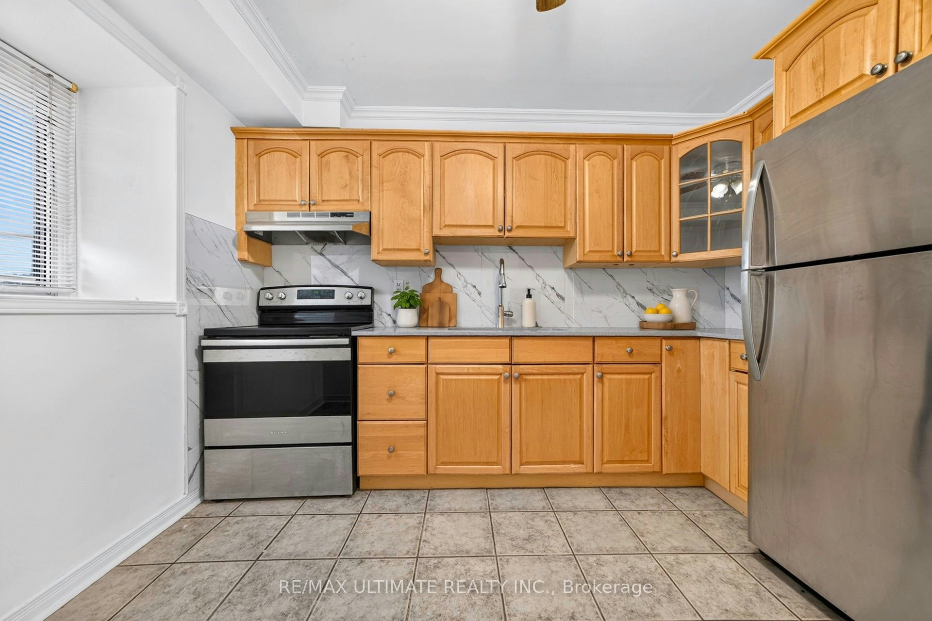 122 Moregate Crescent, Brampton, ON, L6S 3K9 - 12