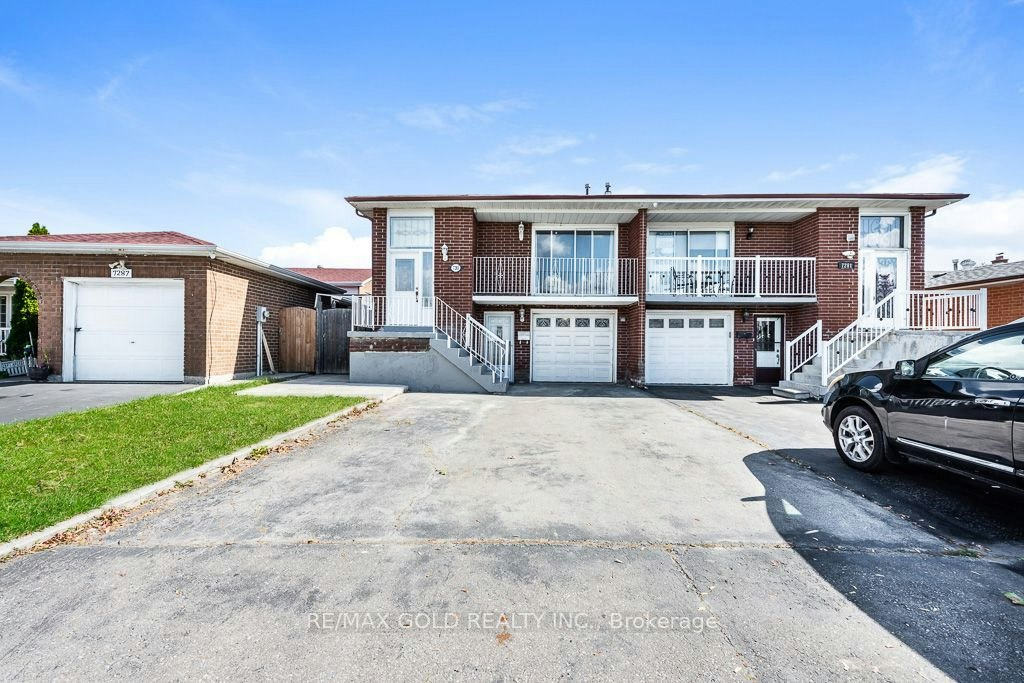 7283 Sigsbee Drive, Mississauga, ON, L4T 3L6