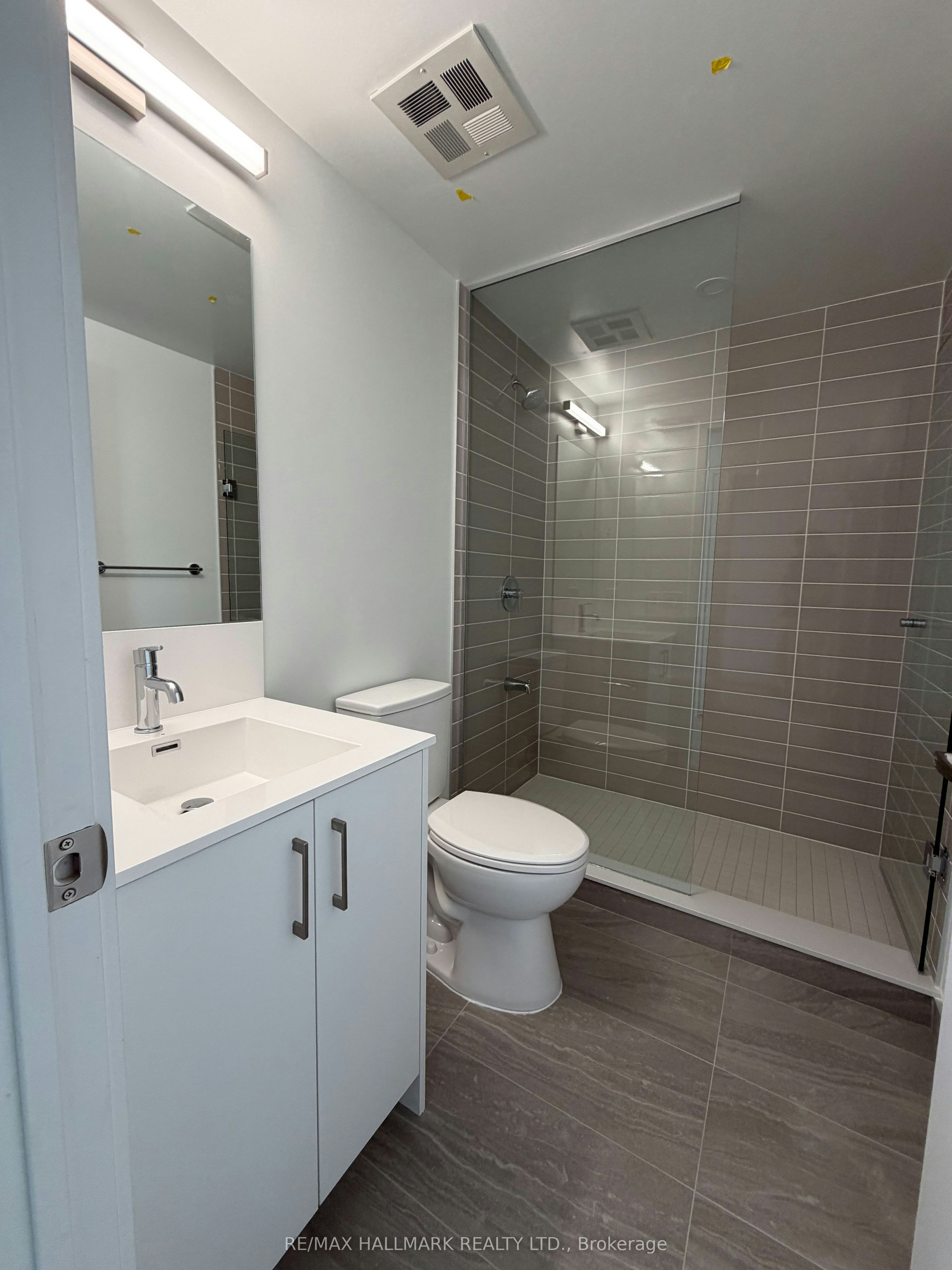 2110-4010 Eglinton Avenue W, Toronto, ON, M9A 4M2 - 7