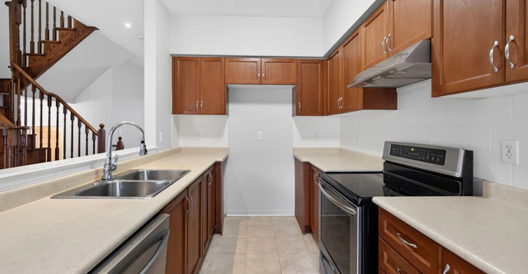 2537 Postmaster Drive, Oakville, ON, L6M 0L6 - 11