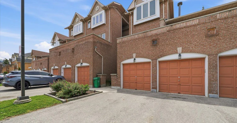 255-60 Barondale Drive, Mississauga, ON, L4Z 3N8 - 33