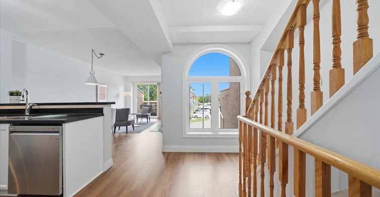 255-60 Barondale Drive, Mississauga, ON, L4Z 3N8 - 2