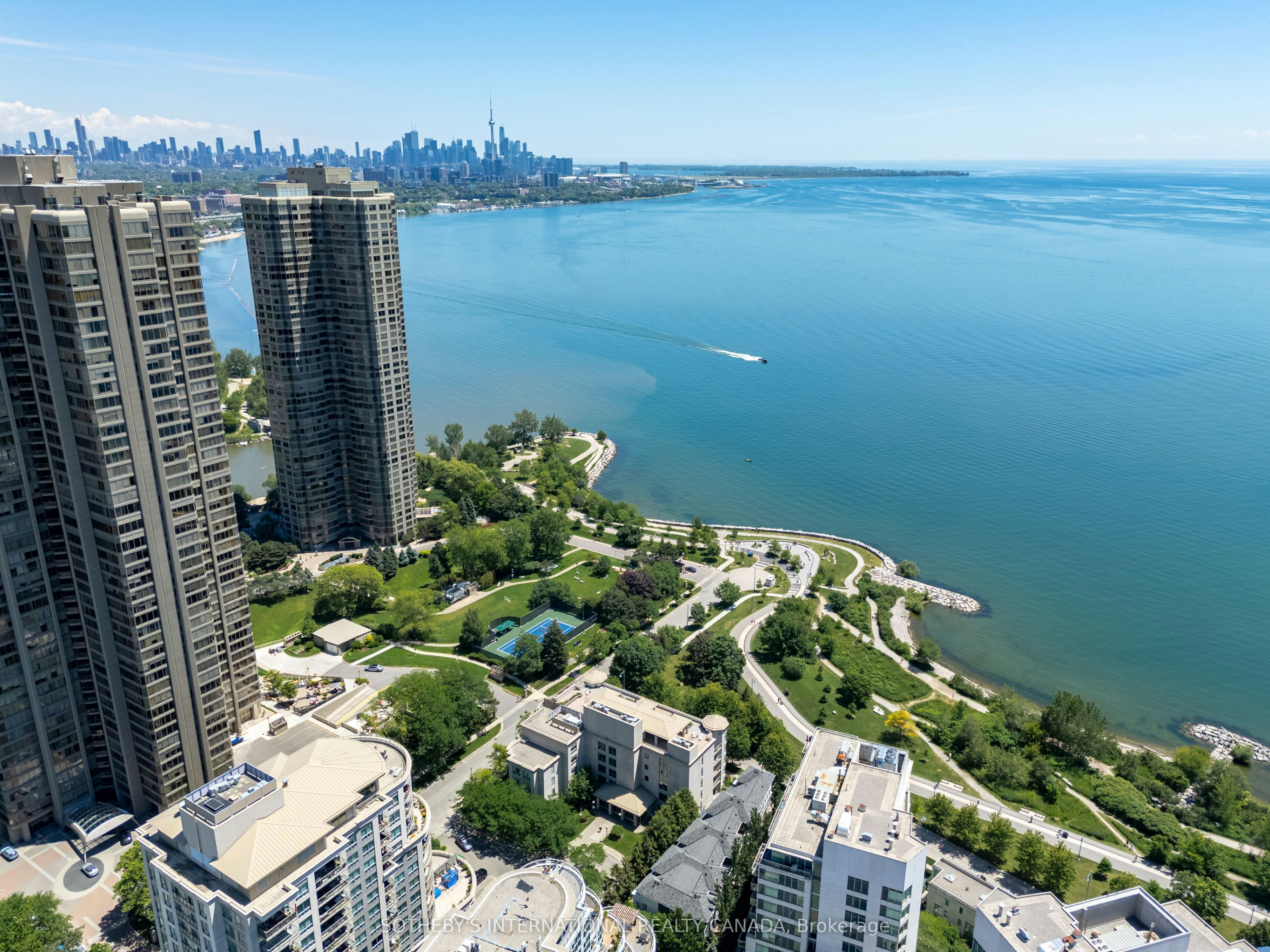 302-80 Palace Pier Court, Toronto, ON, M8V 4C1 - 29