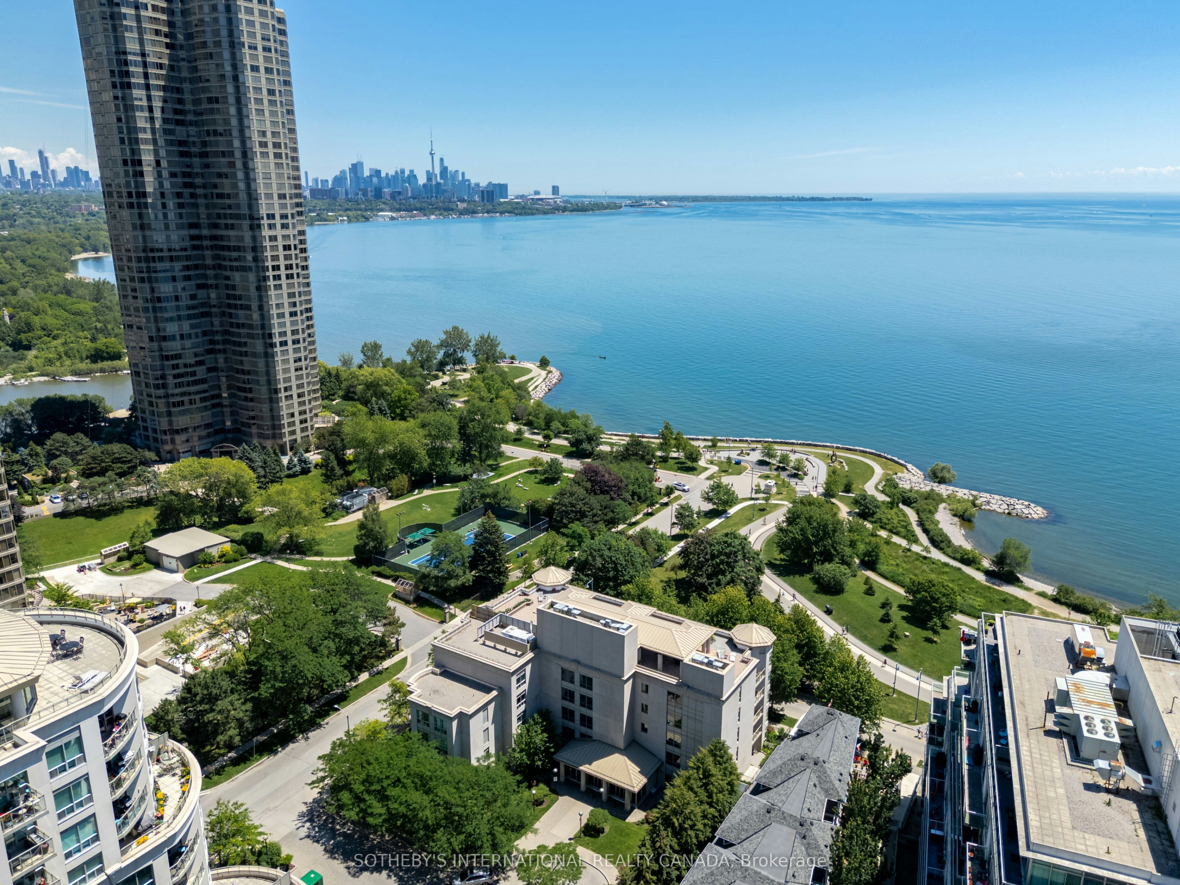 302-80 Palace Pier Court, Toronto, ON, M8V 4C1 - 27