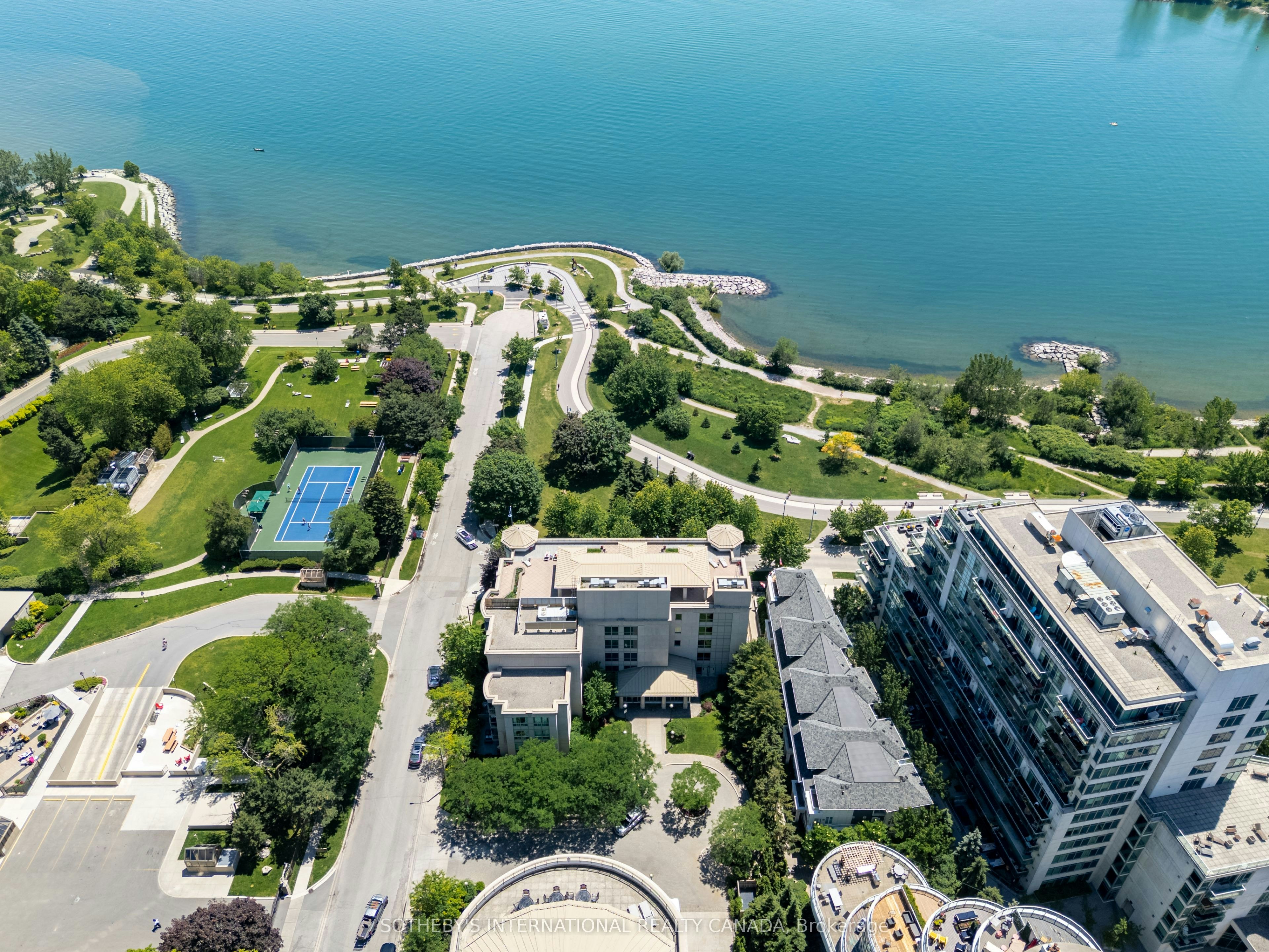 302-80 Palace Pier Court, Toronto, ON, M8V 4C1 - 28