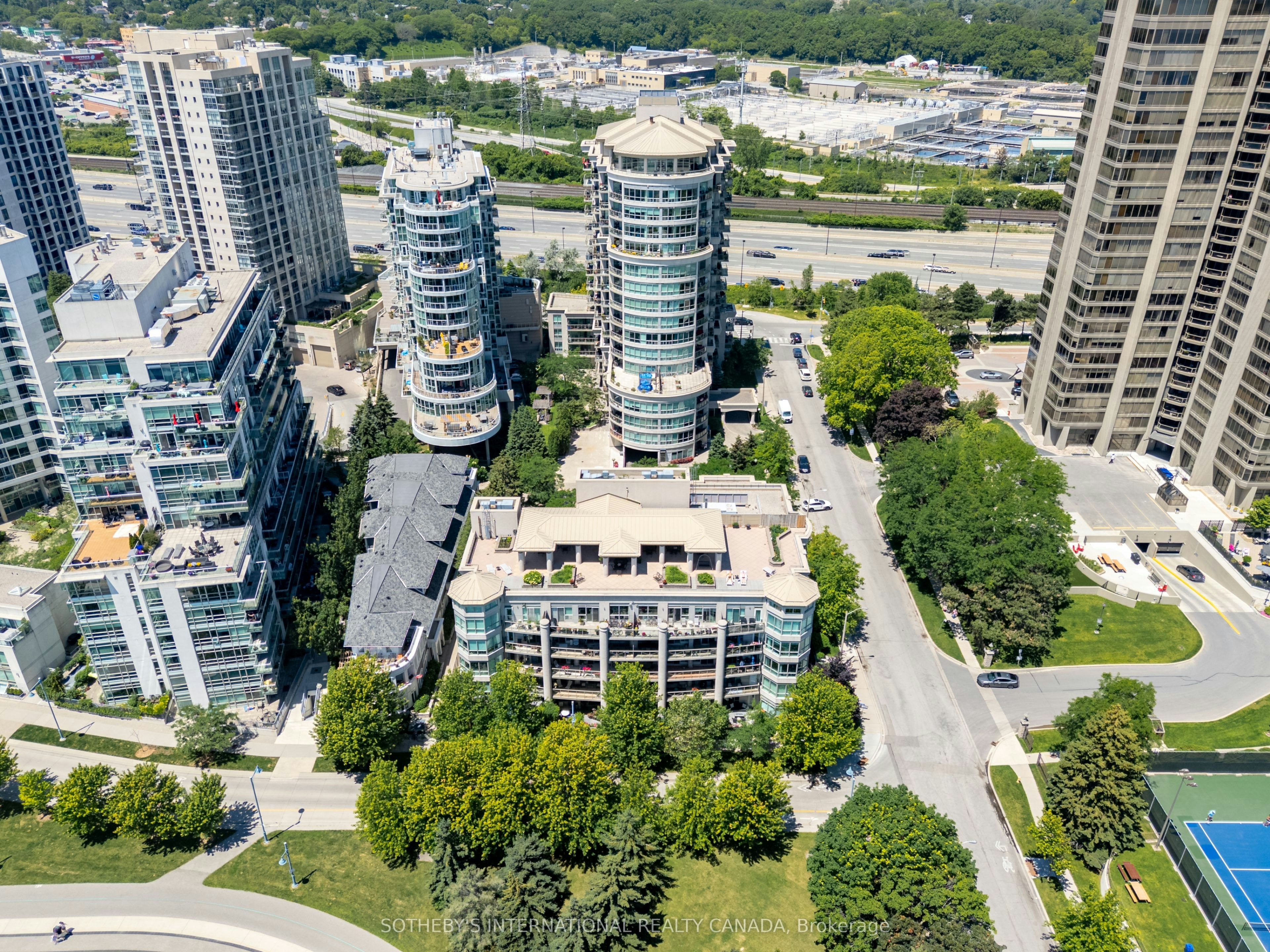302-80 Palace Pier Court, Toronto, ON, M8V 4C1 - 24
