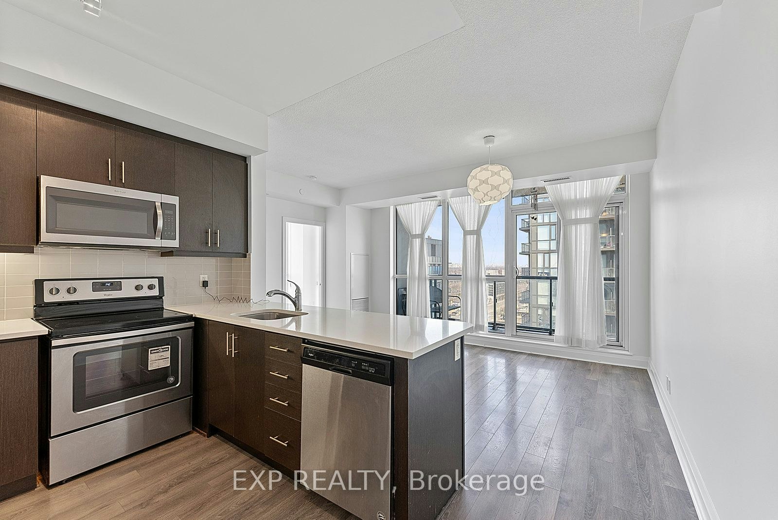 1202-15 Zorra Street, Toronto, ON, M8Z 0C1 - 4