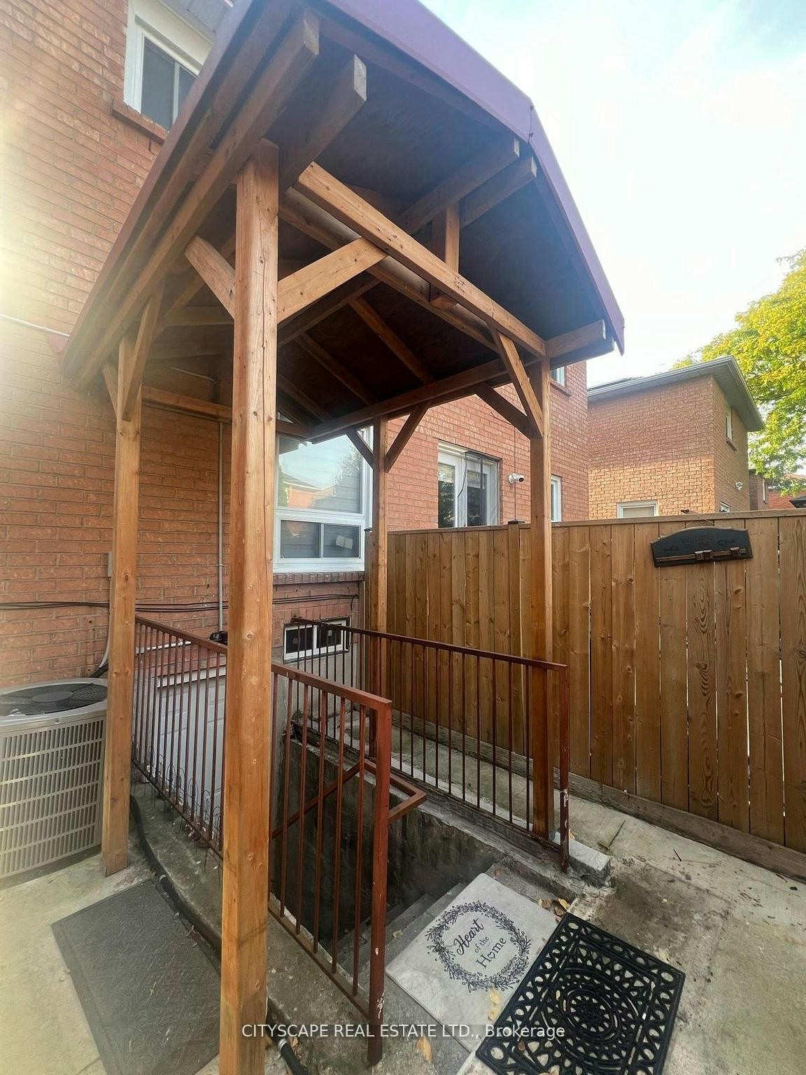 Bsmt-6103 Silken Lauman Way, Mississauga, ON, L5V 1A1 - 10