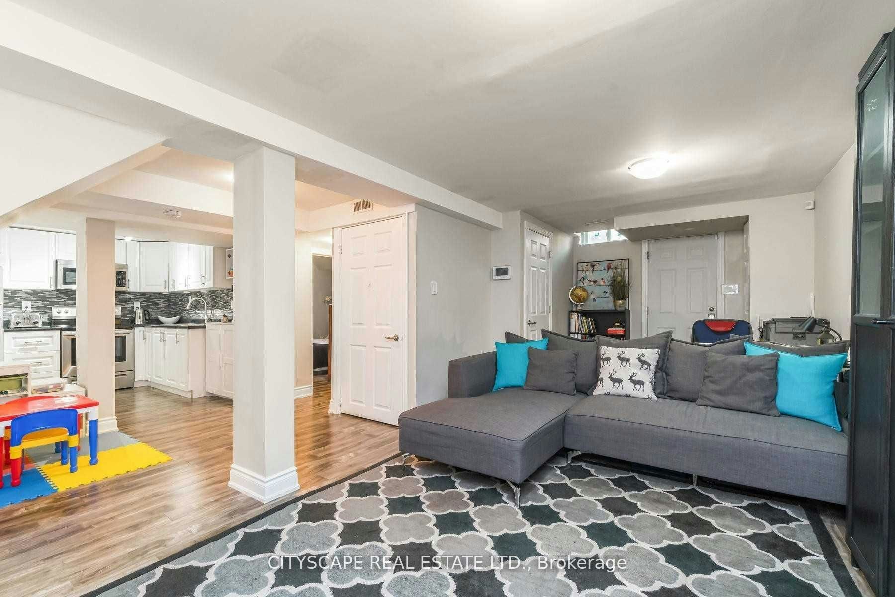 Bsmt-6103 Silken Lauman Way, Mississauga, ON, L5V 1A1 - 3