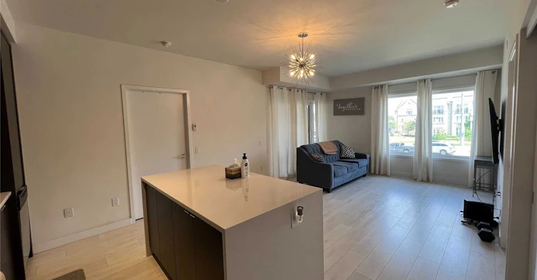 204-5005 Harvard Road, Mississauga, ON, L5M 0W5 - 2