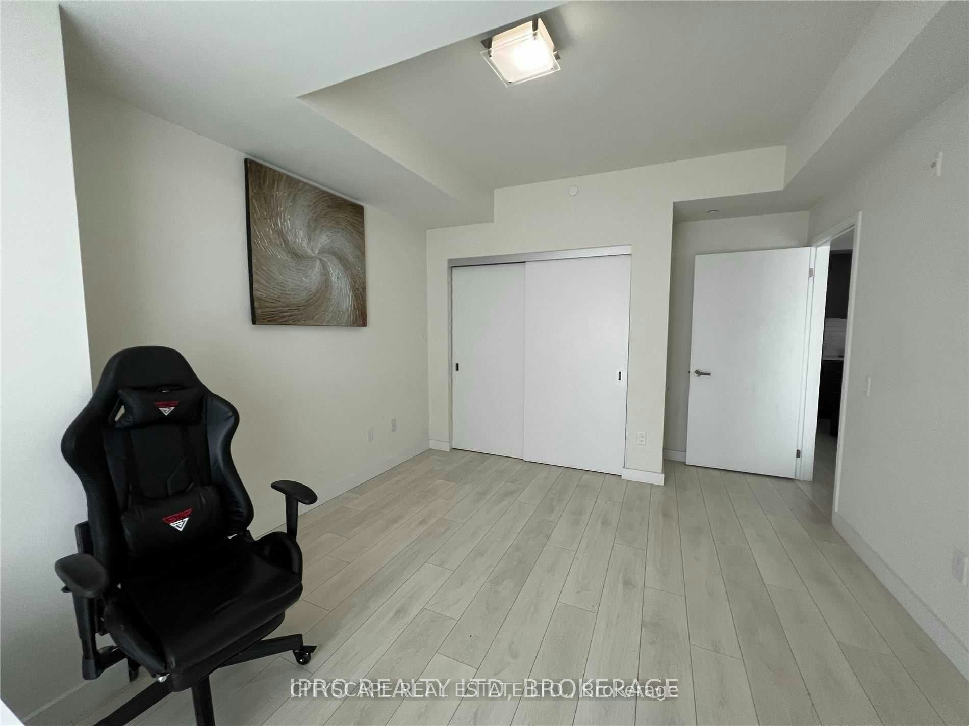 204-5005 Harvard Road, Mississauga, ON, L5M 0W5 - 4