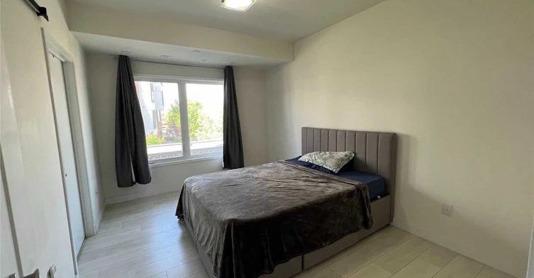 204-5005 Harvard Road, Mississauga, ON, L5M 0W5 - 5