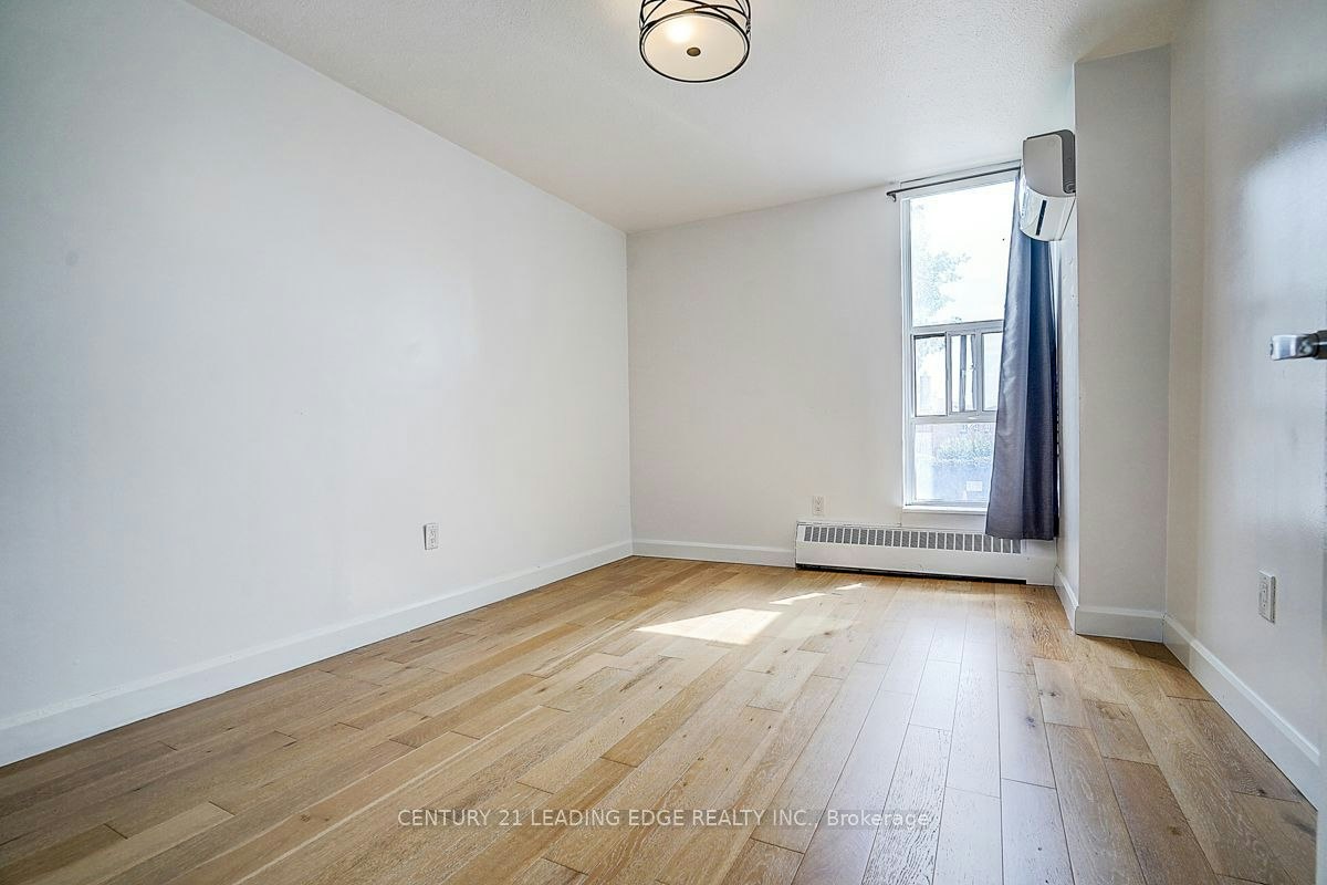 201-235 Grandravine Drive, Toronto, ON, M3N 1J2 - 29
