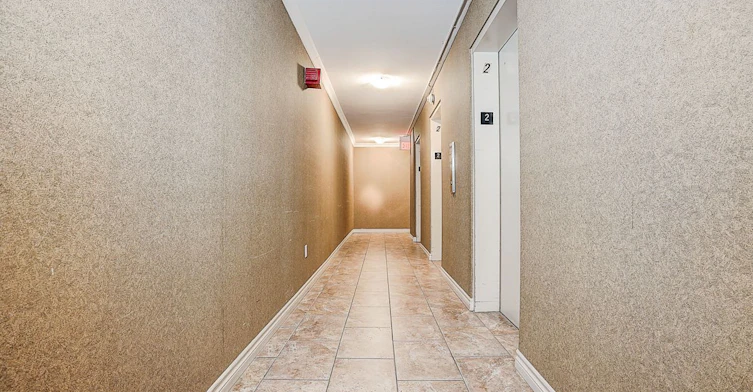 201-235 Grandravine Drive, Toronto, ON, M3N 1J2 - 9