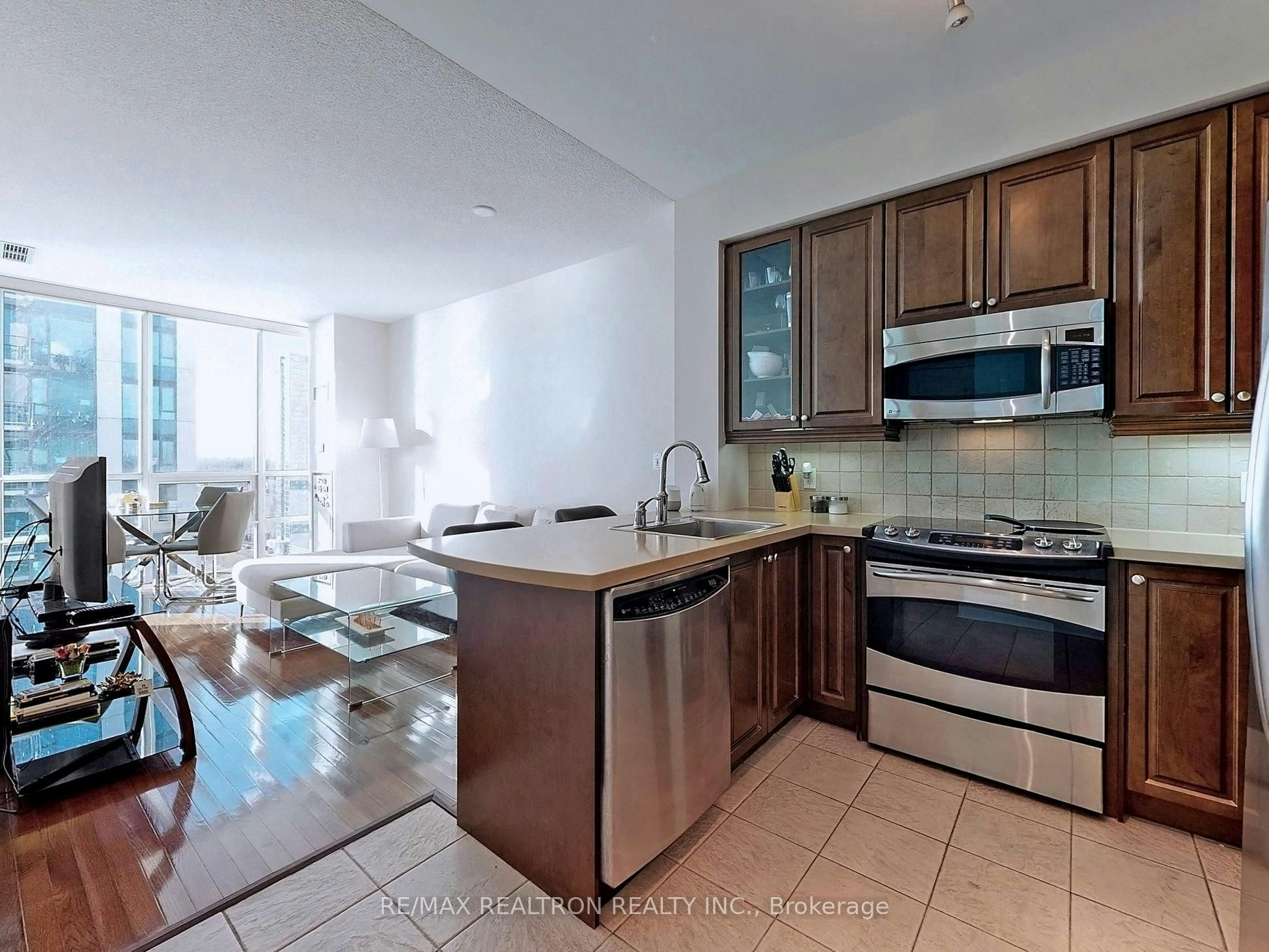 PH2-1910 Lake Shore Boulevard W, Toronto, ON, M6S 1A2 - 9
