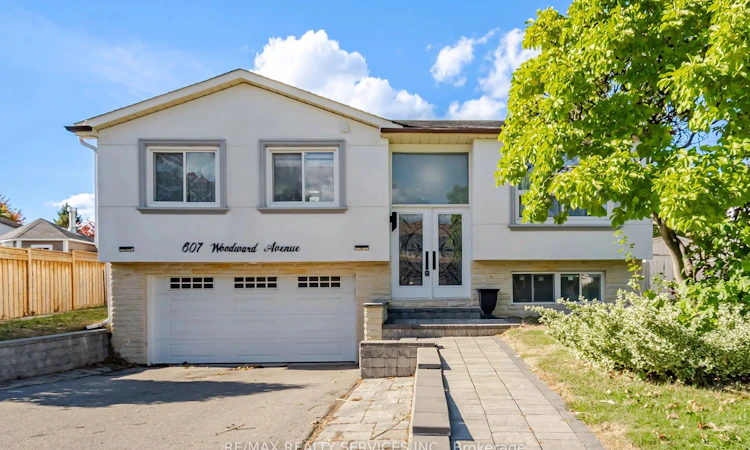 607 Woodward Avenue