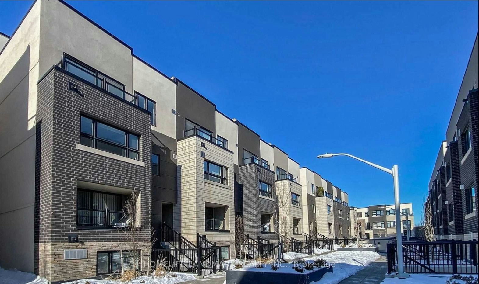 102-1135 Cooke Boulevard, Burlington, ON, L7T 0C3 - 14
