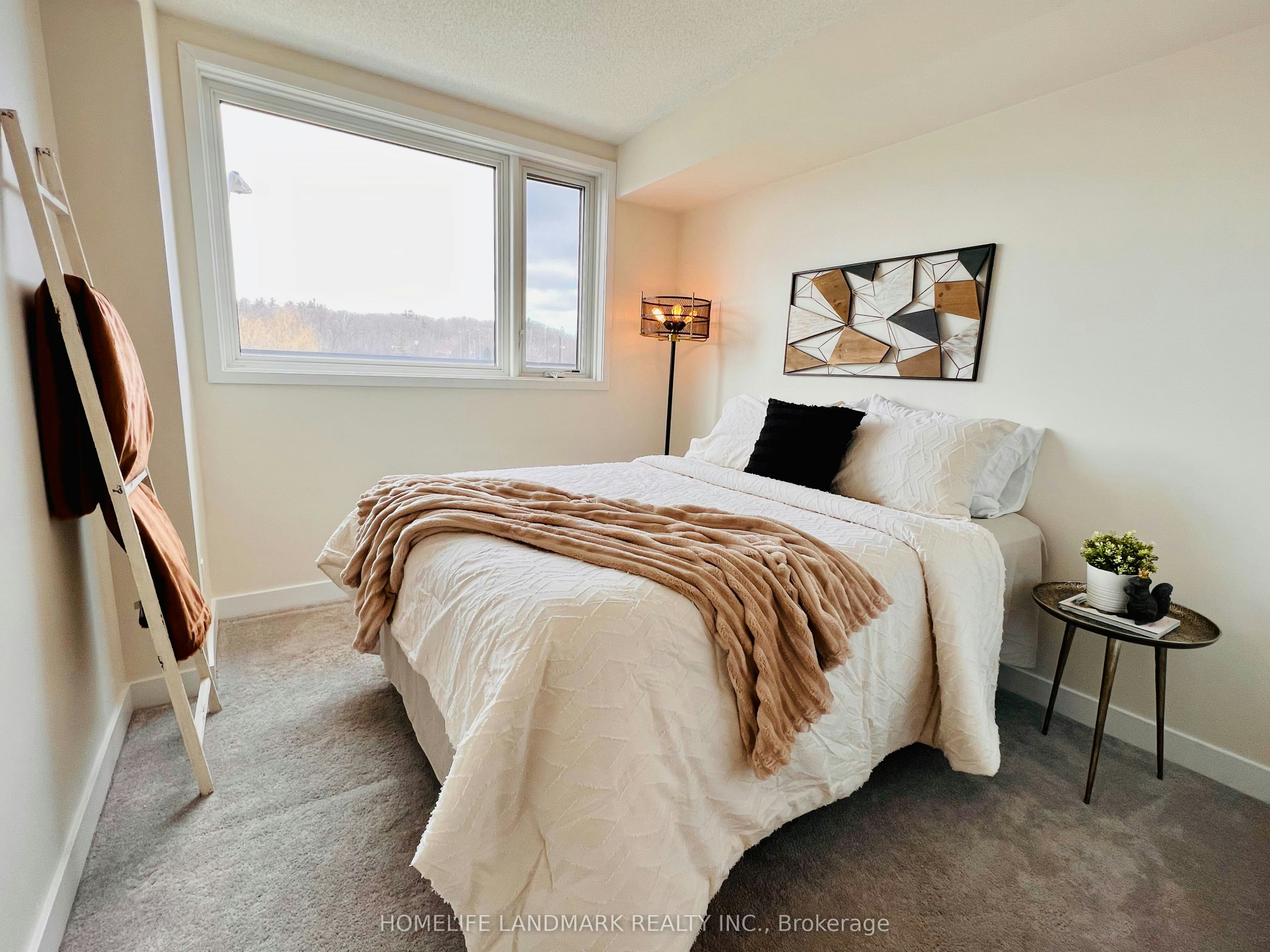 102-1135 Cooke Boulevard, Burlington, ON, L7T 0C3 - 3