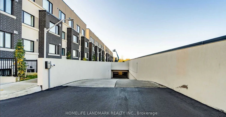 102-1135 Cooke Boulevard, Burlington, ON, L7T 0C3 - 7