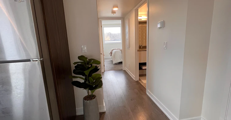102-1135 Cooke Boulevard, Burlington, ON, L7T 0C3 - 11