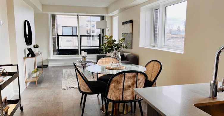 102-1135 Cooke Boulevard, Burlington, ON, L7T 0C3 - 6